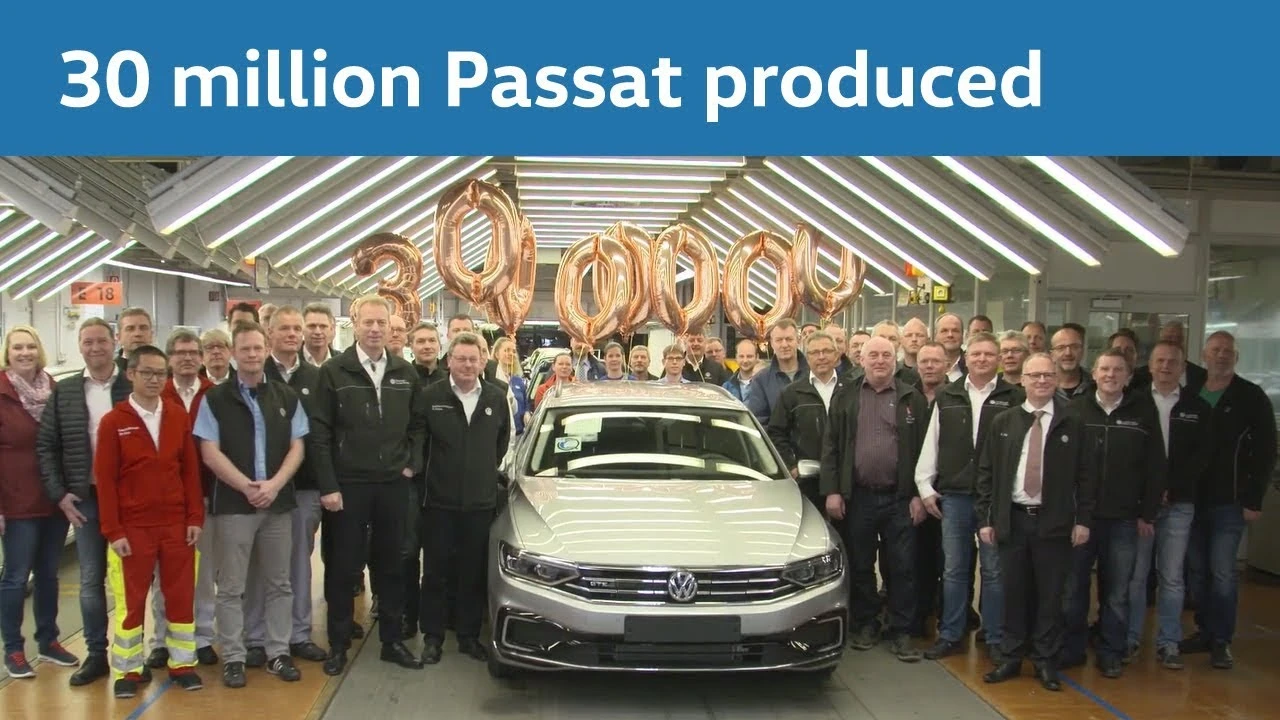 Volkswagen celebrates: 30 million Passat produced